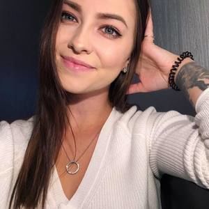 Meet your Posher, Delaney